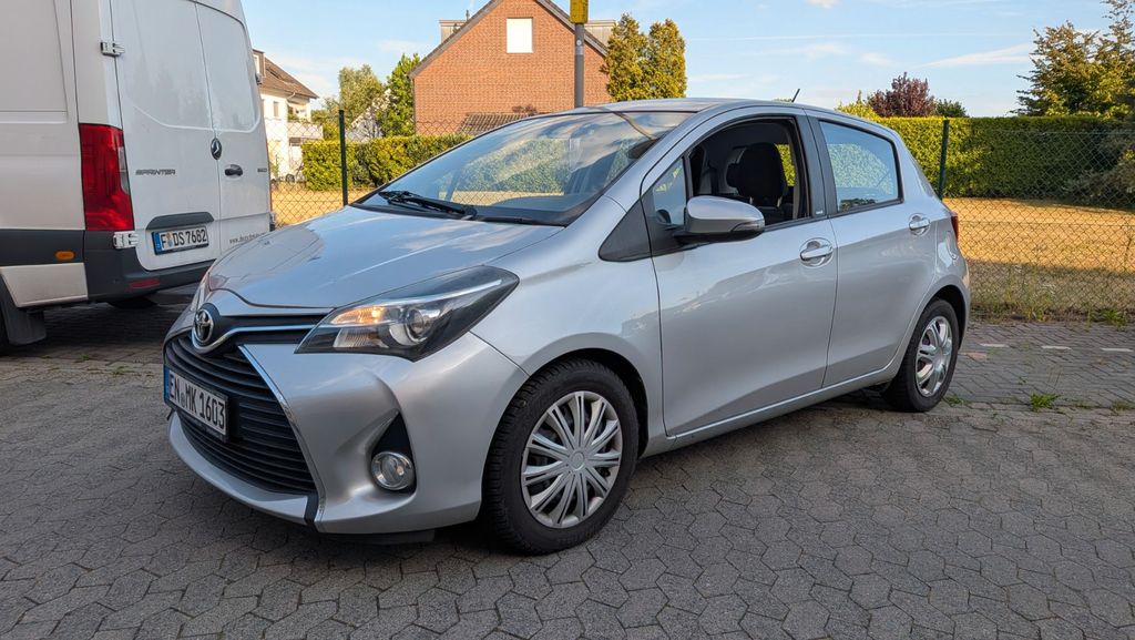 Toyota Yaris 123.000 km 7.190 &euro; Ratingen 40885
