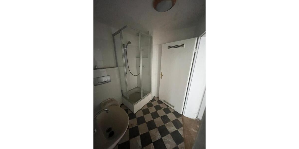 Erdgeschoßwohnung Düsseldorf Stadtbezirk 3 - 3 Zimmer, 33 m&sup2;, 666&euro; | Angebot:25308664