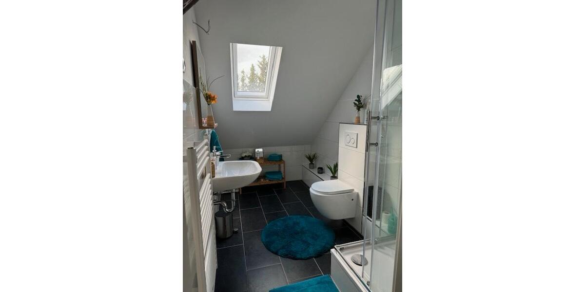 Dachgeschoßwohnung Essen Stadtbezirk IV - 2.5 Zimmer, 60 m&sup2;, 770&euro; | Angebot:25454206