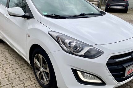Hyundai i30 297.435 km 3.700 &euro; Moers 47445