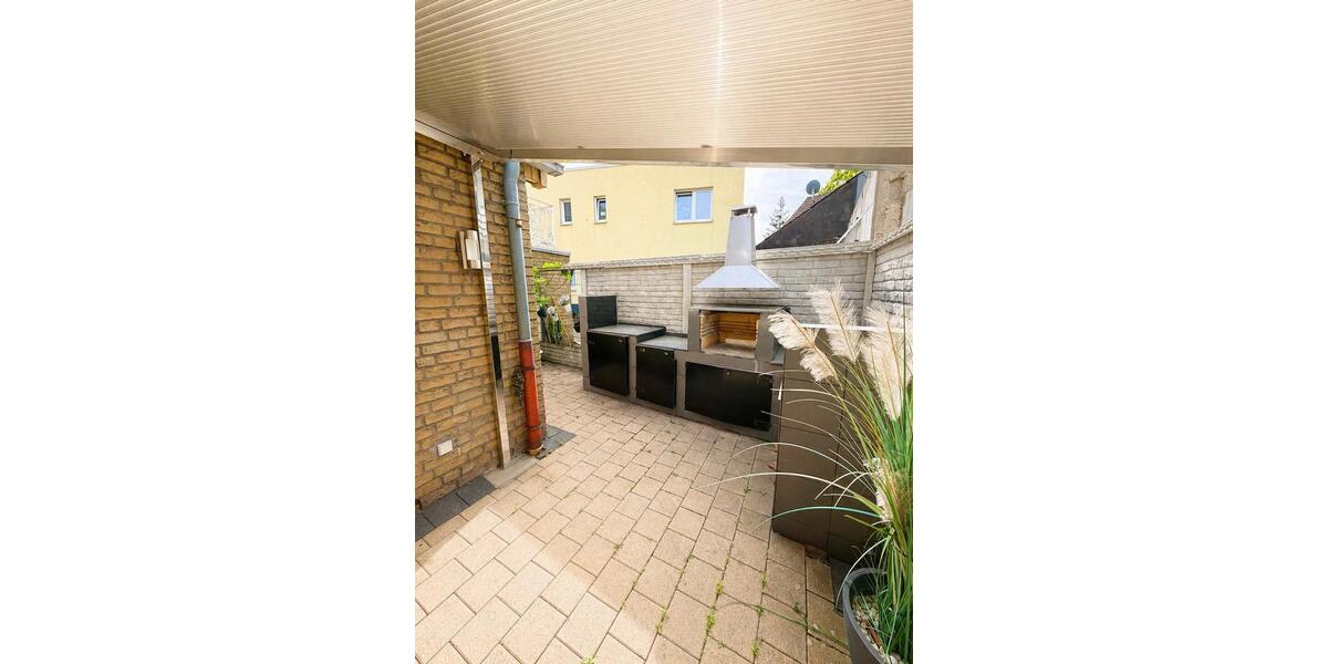 Terrassenwohnung Duisburg Angerhausen - 5 Zimmer, 140 m&sup2;, 1.900&euro; | Angebot:26423987