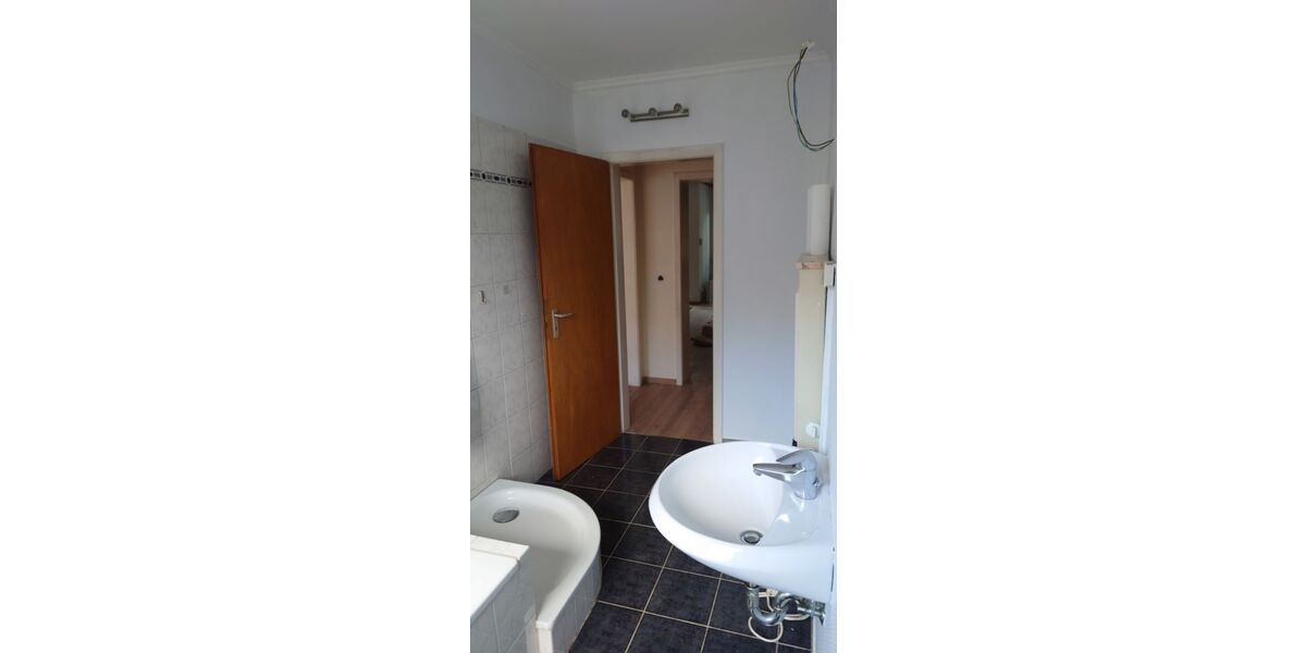 Große-2-Zimmer-Wohnung in Essen Borbeck - Etagenwohnung Essen Stadtbezirk IV | Angebot:26979821