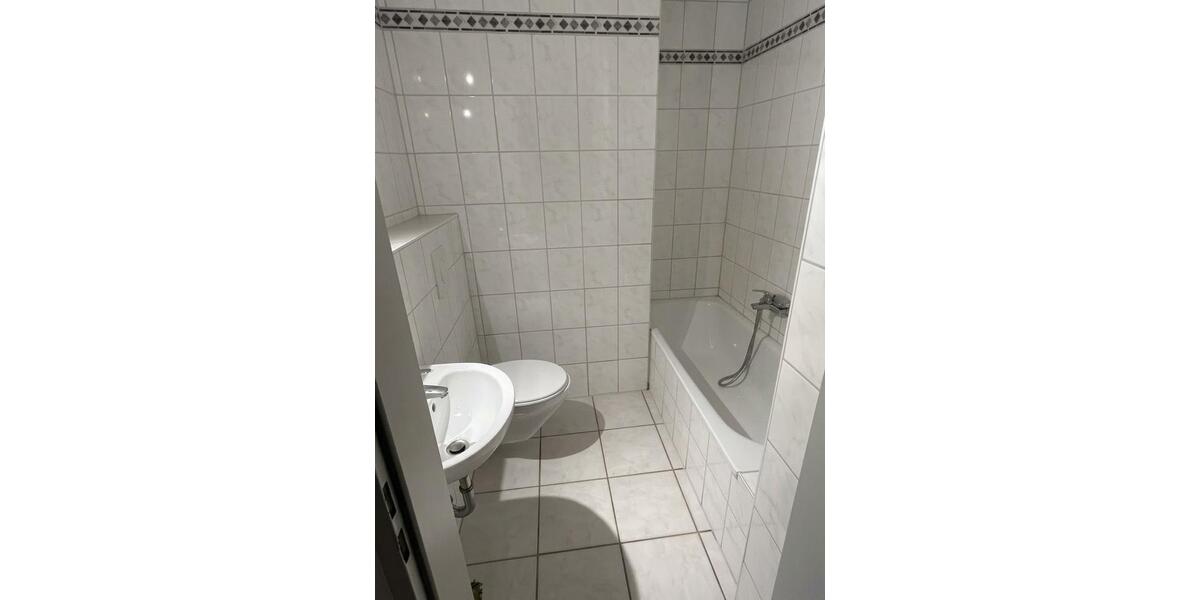 Etagenwohnung Oberhausen Alt-Oberhausen - 2 Zimmer, 45 m&sup2;, 415&euro; | Angebot:27536580