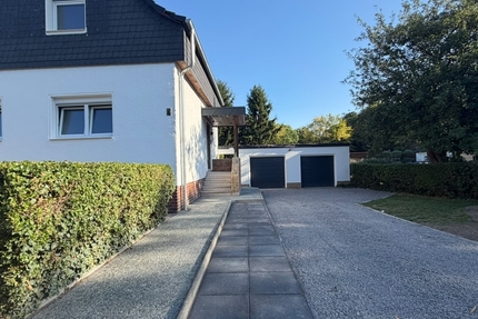 Einfamilienhaus mit 5 Zimmern und 2 Bädern, großem Garten ideal für Familien. Komplett saniert! - Haus Düsseldorf / Rath Rath | Angebot:27190569