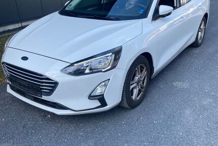Ford Focus 95.000 km 5.990 &euro; Hilden 40721