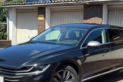 VW Arteon 106.000 km 24.550 &euro; Duisburg 47179