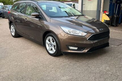 Ford Focus 91.000 km 8.480 &euro; Essen 45141