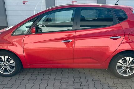 Kia Venga 57.800 km 8.750 &euro; Duisburg 47058