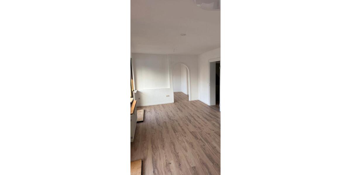 Maisonettenwohnung Krefeld Cracau - 4 Zimmer, 110 m&sup2;, 950&euro; | Angebot:25941045