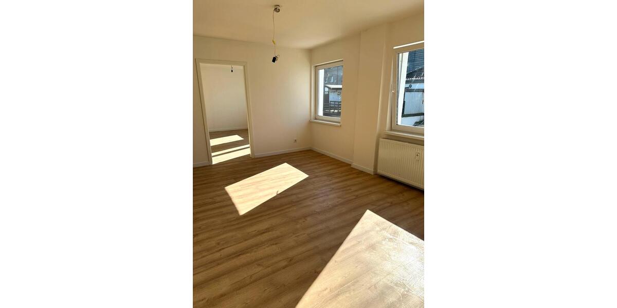 Maisonettenwohnung Krefeld Fischeln - 3 Zimmer, 100 m&sup2;, 900&euro; | Angebot:25865882