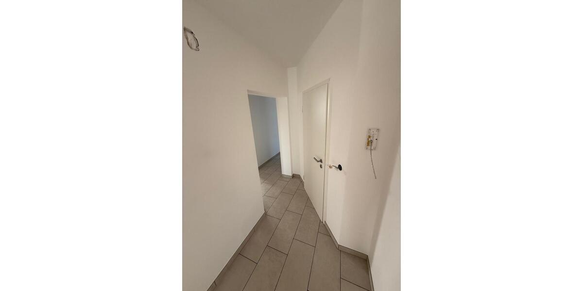 Etagenwohnung Duisburg Angerhausen - 4 Zimmer, 120 m&sup2;, 1.440&euro; | Angebot:27570424