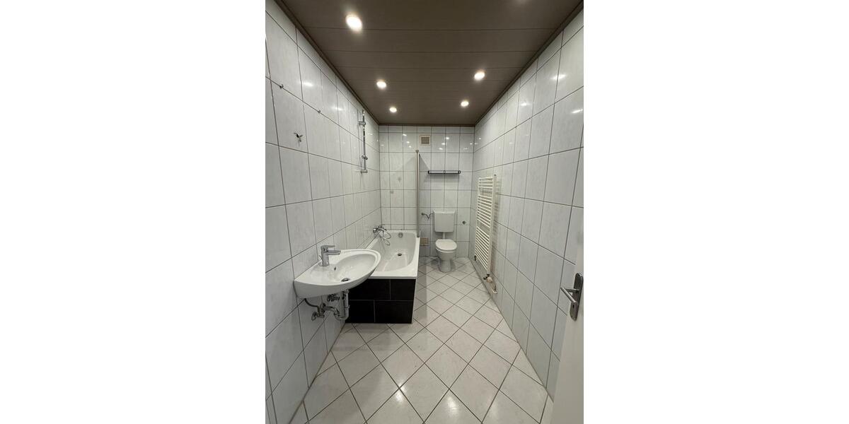 Mehrfamilienhaus, Wohnhaus Moers - 14 Zimmer, 331 m&sup2;, 649.000&euro; | Angebot:27428682