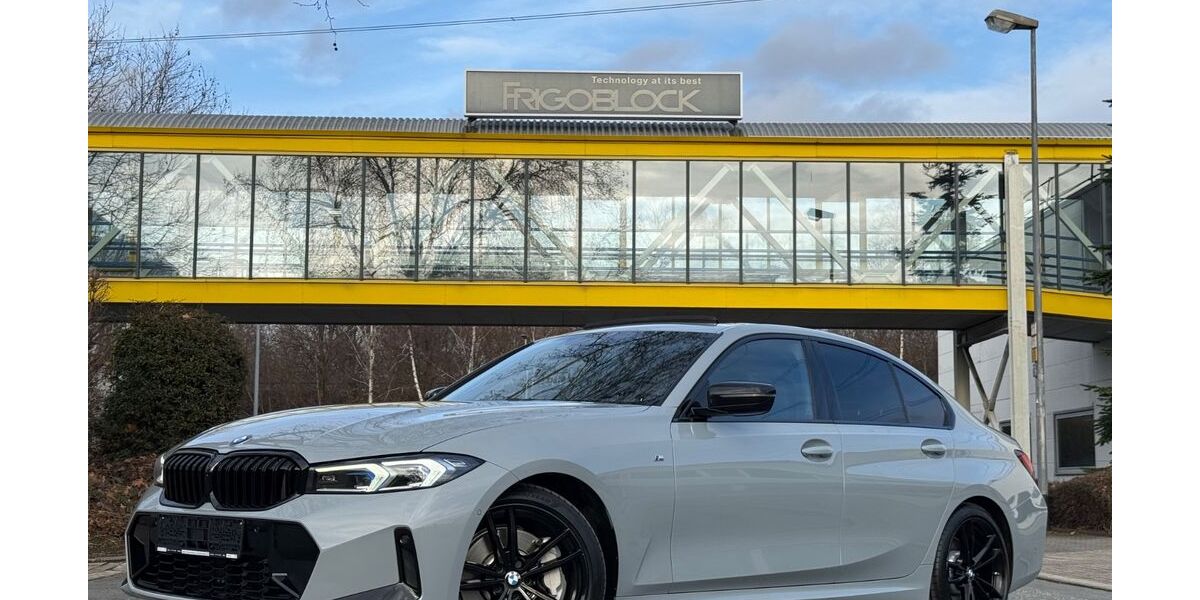 BMW 330 55.000 km 42.900 &euro; Essen 45356