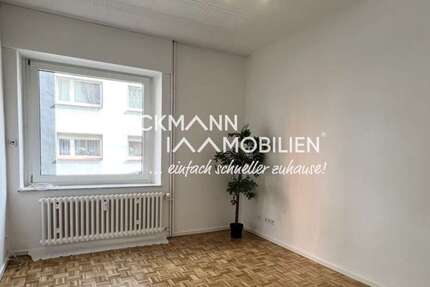 Wohnung Duisburg Mittelmeiderich - 3 Zimmer, 57 m&sup2;, 440&euro; | Angebot:24530891