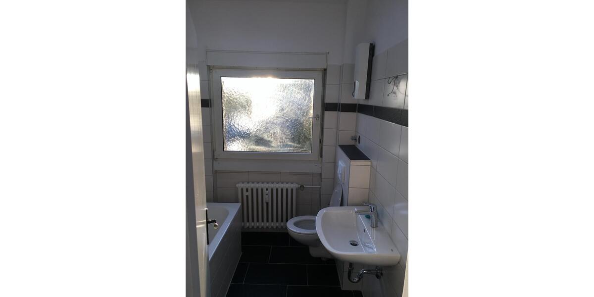 Etagenwohnung Essen Stadtbezirk IV - 2 Zimmer, 60 m&sup2;, 695&euro; | Angebot:26522781
