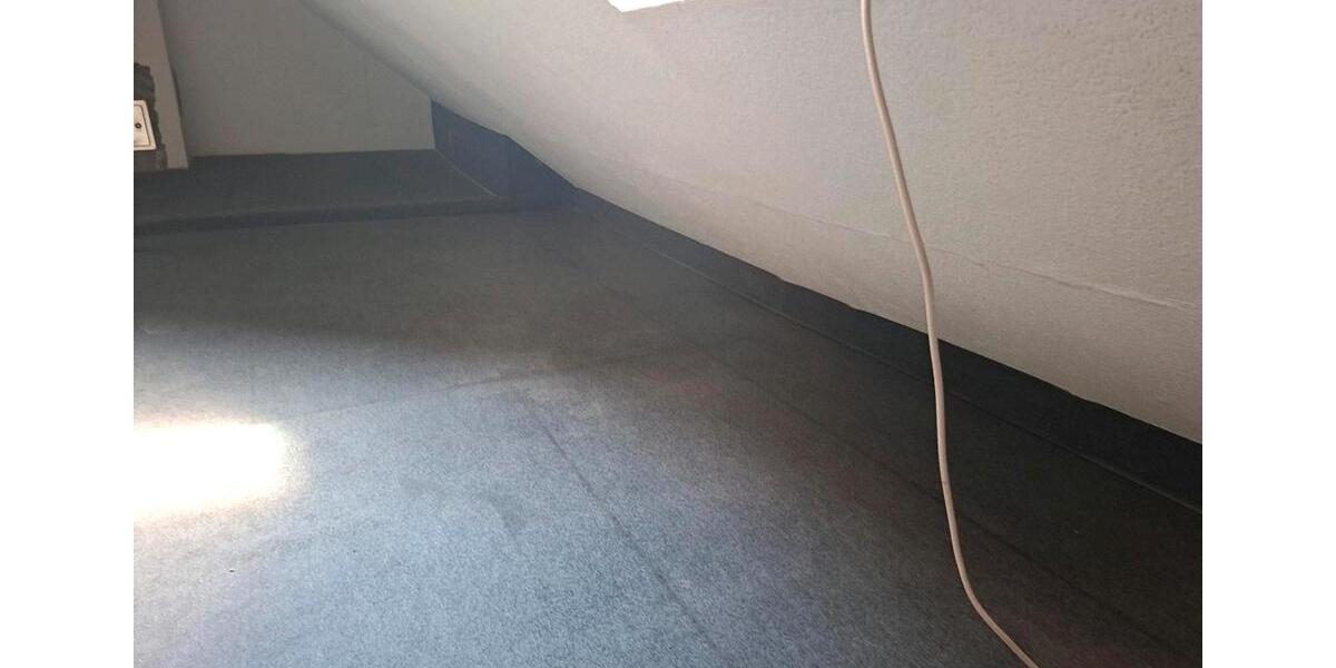 Dachgeschoßwohnung Krefeld - 1 Zimmer, 50 m&sup2;, 85.000&euro; | Angebot:27189124