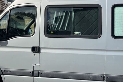 Renault Master 80.000 km 8.500 &euro; Solingen 42651