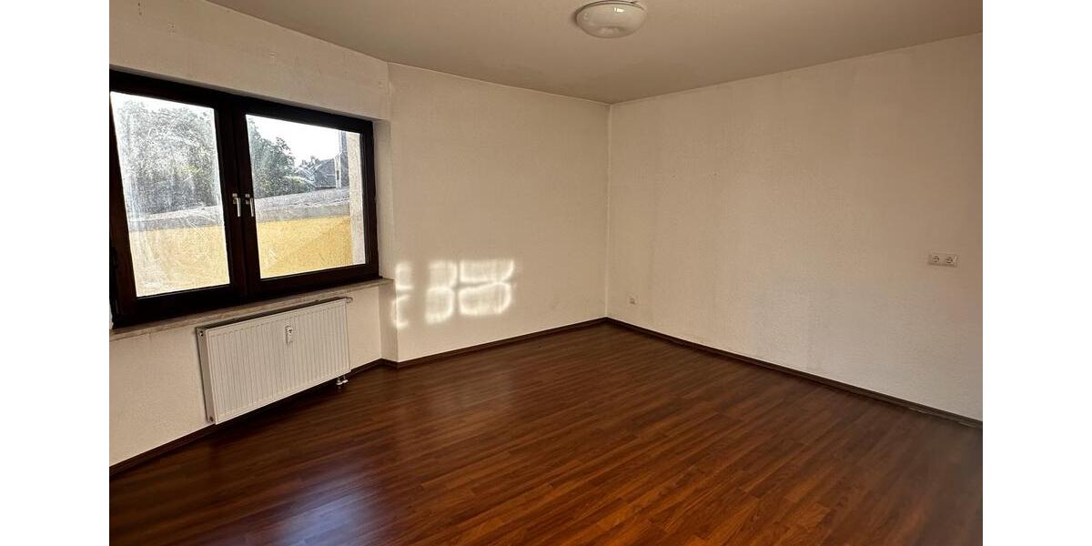 Etagenwohnung Duisburg Hamborn - 2 Zimmer, 62 m&sup2;, 560&euro; | Angebot:27539720