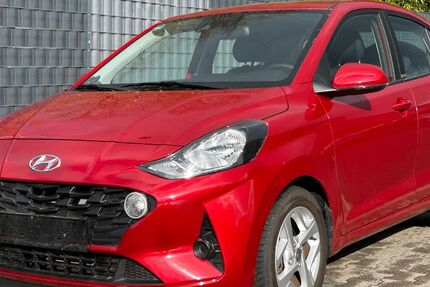 Hyundai i10 8.250 km 14.499 &euro; Solingen 42655