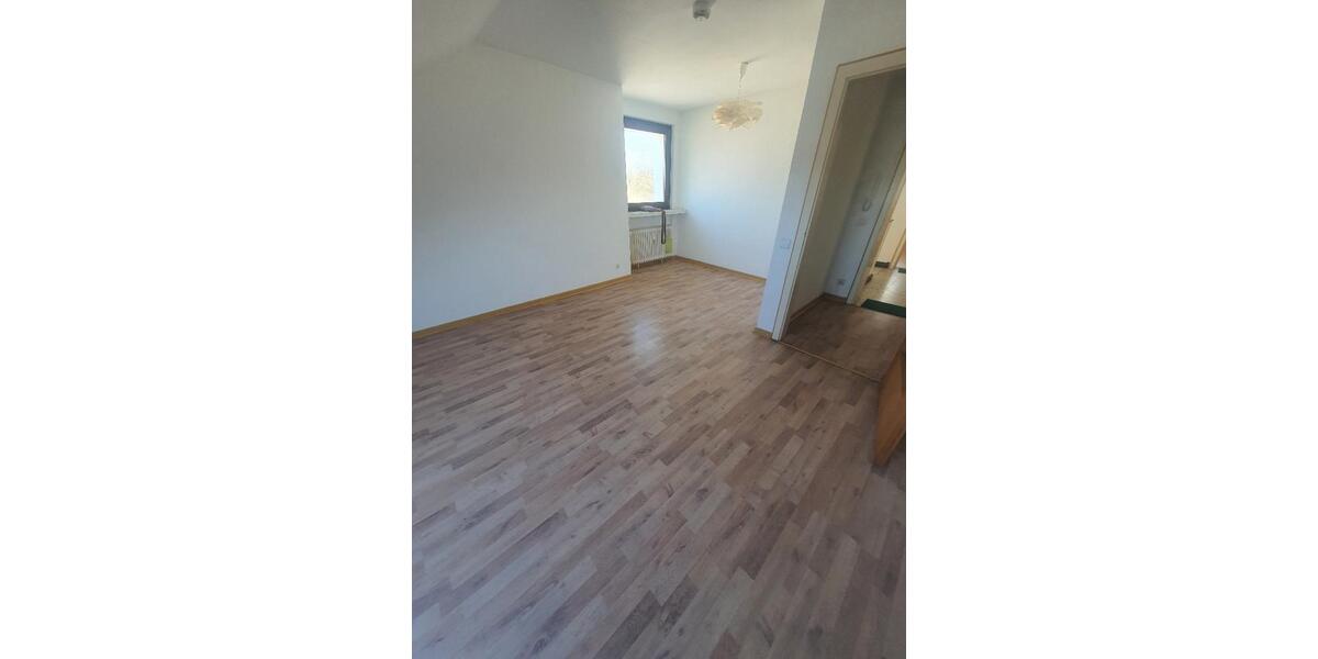 Dachgeschoßwohnung Wuppertal Elberfeld - 2 Zimmer, 52 m&sup2;, 260&euro; | Angebot:25755285