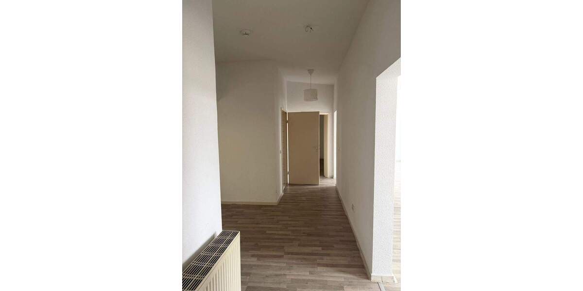 Etagenwohnung Duisburg Dellviertel - 3 Zimmer, 93 m&sup2;, 590&euro; | Angebot:25927892