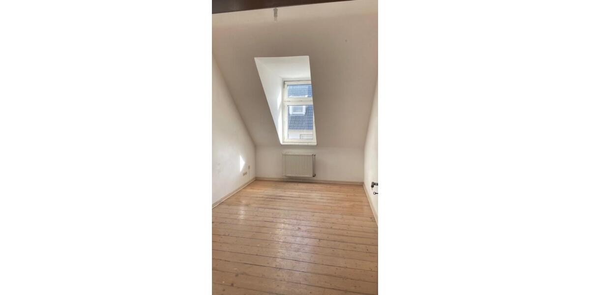 Dachgeschoßwohnung Wuppertal Gemarkung Barmen - 3 Zimmer, 80 m&sup2;, 520&euro; | Angebot:19076815