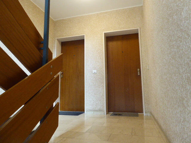 Etagenwohnung Hilden Karnap - 2 Zimmer, 72 m&sup2;, 890&euro; | Angebot:25927075