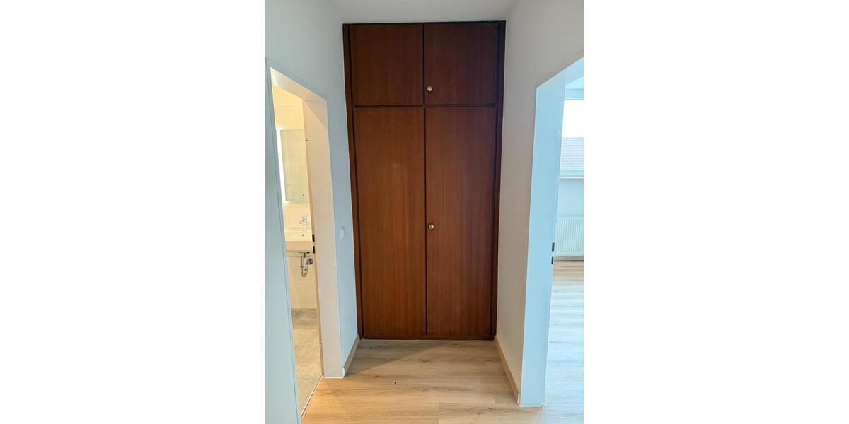 Dachgeschoßwohnung Essen Stadtbezirk IV - 1 Zimmer, 36 m&sup2;, 460&euro; | Angebot:27544492