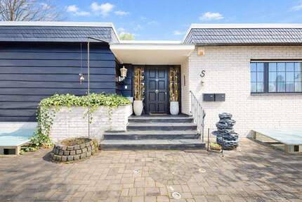 Haus Ratingen West - 6 Zimmer, 268 m&sup2;, 975.000&euro; | Angebot:25721386