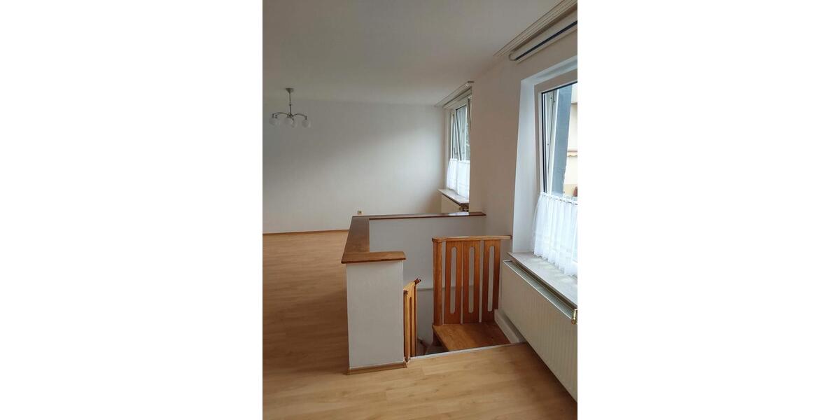 Maisonettenwohnung Wuppertal - 2 Zimmer, 65 m&sup2;, 500&euro; | Angebot:25824122