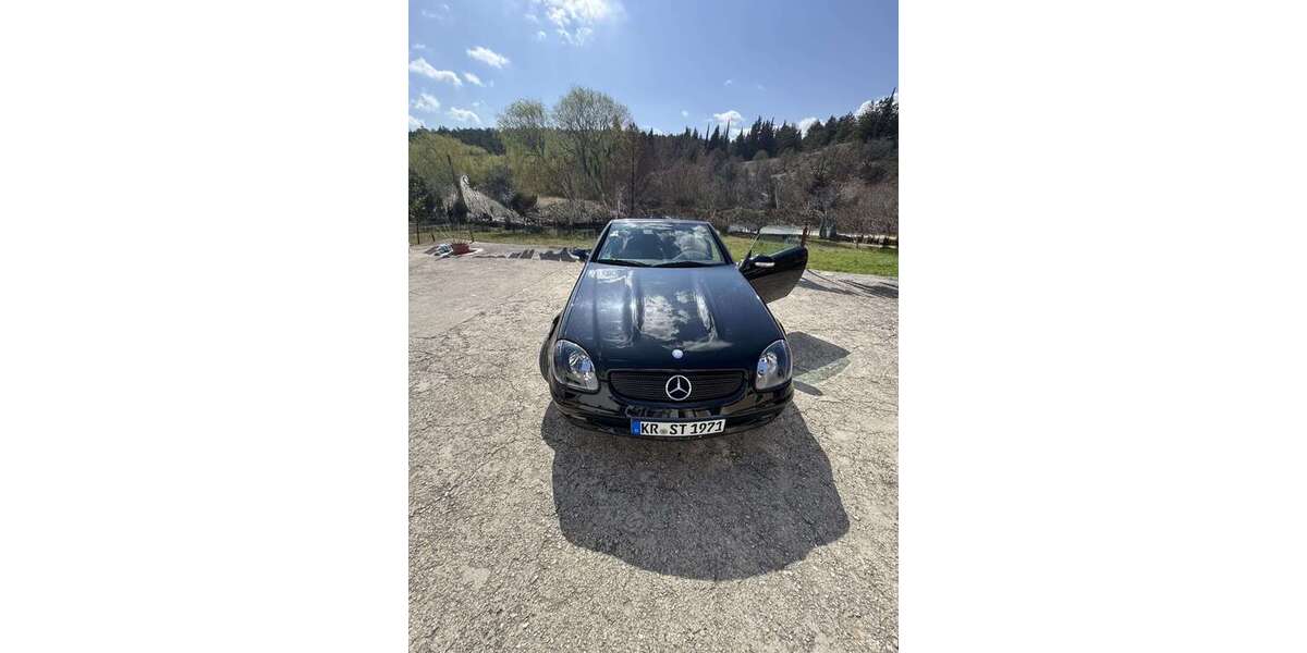 Mercedes-Benz SLK 200 180.000 km 8.500 &euro; KREFELD 47798