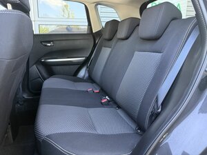 Suzuki Vitara 1.4 Comfort A/T Hybrid +CarPlay+LED+Iso+ 81.468 km 17.890 &euro; Meerbusch 40667