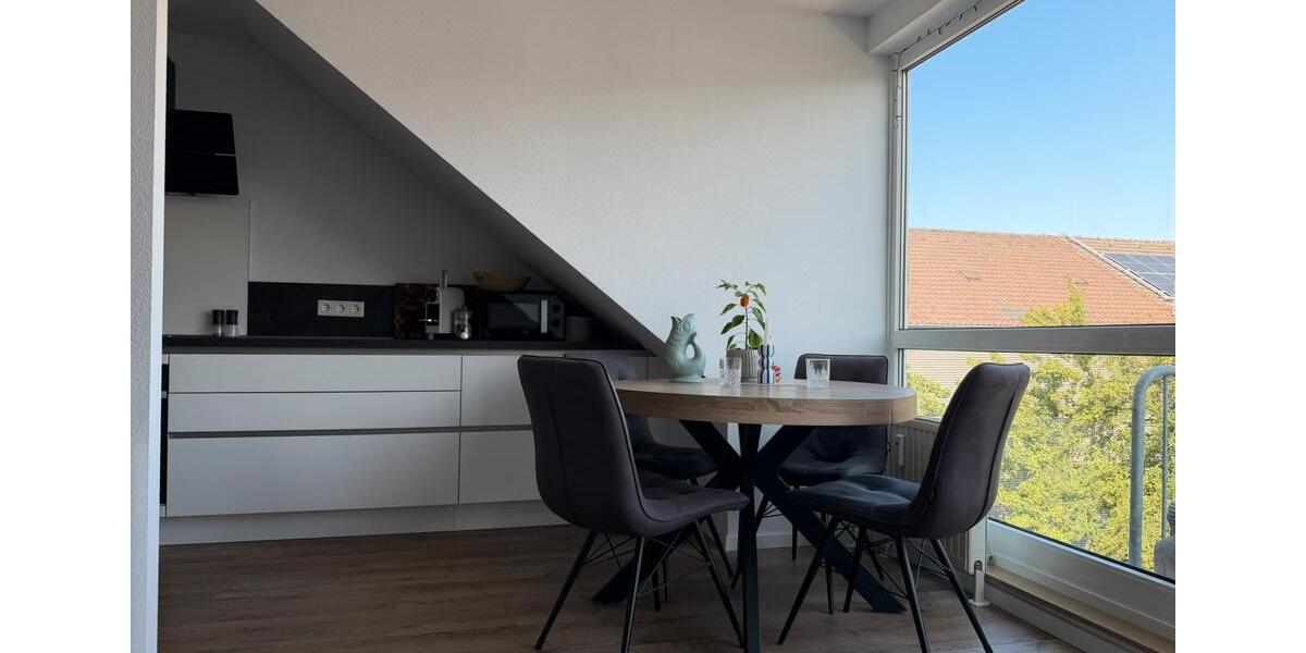 Dachgeschoßwohnung Duisburg Huckingen - 3 Zimmer, 70 m&sup2;, 230.000&euro; | Angebot:27213800