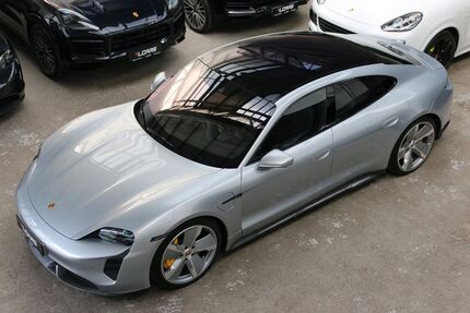 Porsche Taycan 132.552 km 64.990 &euro; Düsseldorf 40237