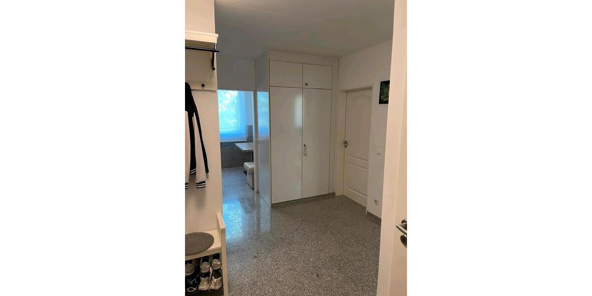 Etagenwohnung Neuss Erfttal - 4 Zimmer, 92 m&sup2;, 1.590&euro; | Angebot:27546712