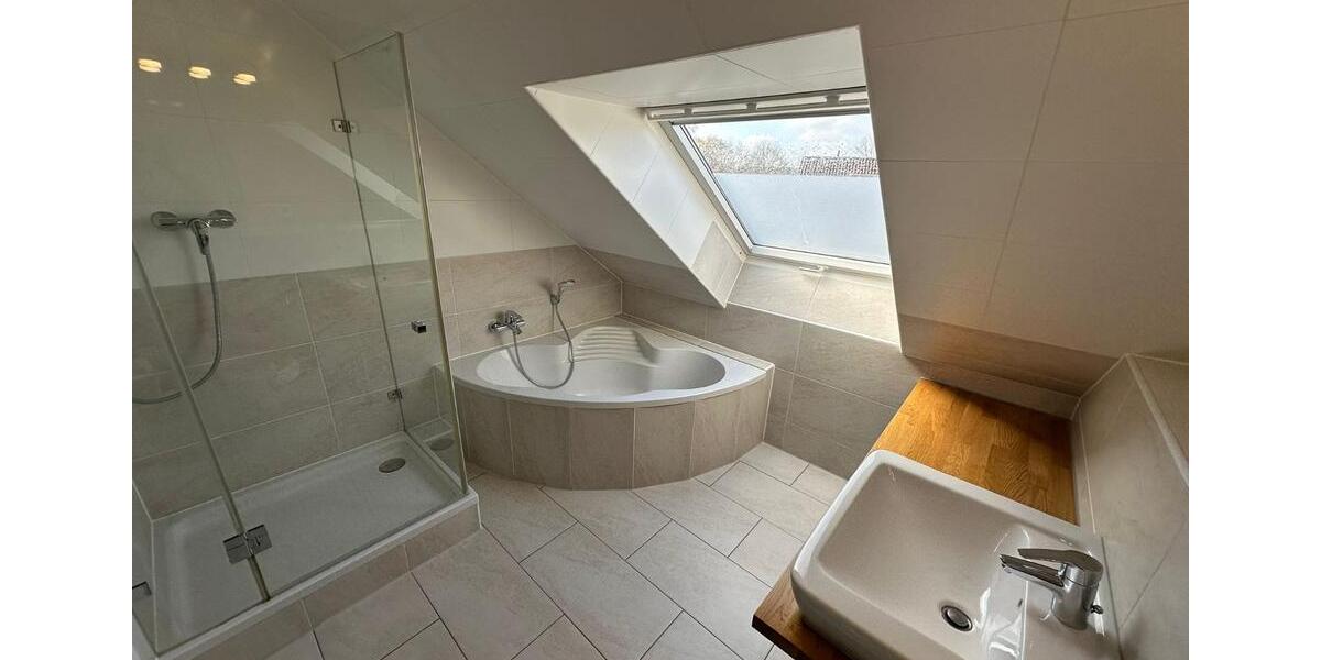 Etagenwohnung Neuss Gnadental - 5 Zimmer, 160 m&sup2;, 598.000&euro; | Angebot:26001600