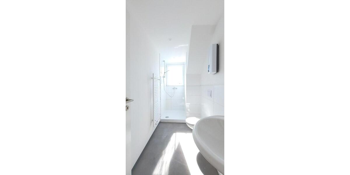 Etagenwohnung Essen Huttrop - 3 Zimmer, 75 m&sup2;, 1.000&euro; | Angebot:24728479