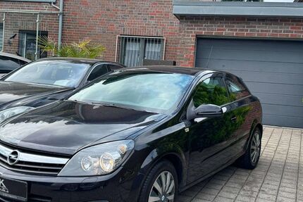 Opel Astra 141.000 km 1.300 &euro; Solingen 42651