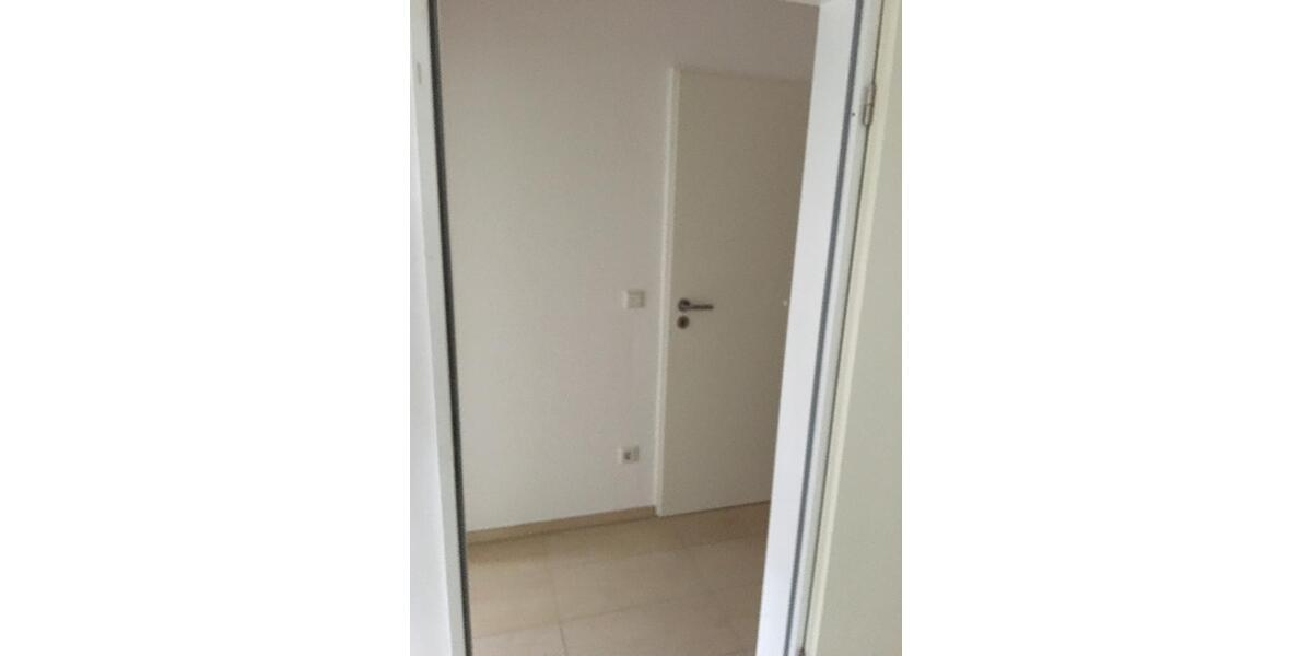 Etagenwohnung Krefeld Cracau - 1 Zimmer, 29 m&sup2;, 298&euro; | Angebot:25304085