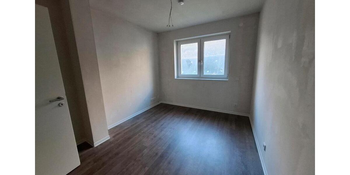 Erdgeschoßwohnung Wuppertal Dornap - 4 Zimmer, 102 m&sup2;, 105.000&euro; | Angebot:24828245