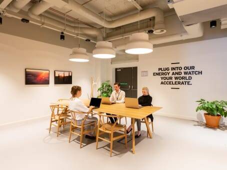 Gewerbeobjekt Düsseldorf Rath - 1.180&euro; | Angebot:25755852