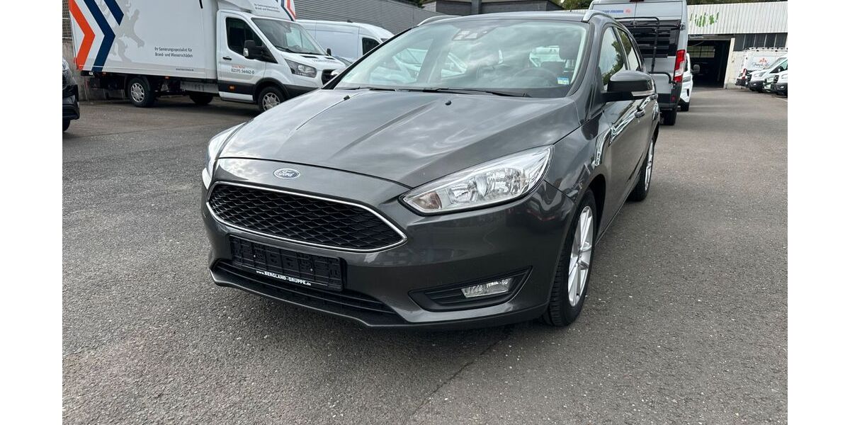 Ford Focus 102.010 km 9.490 &euro; Remscheid 42857