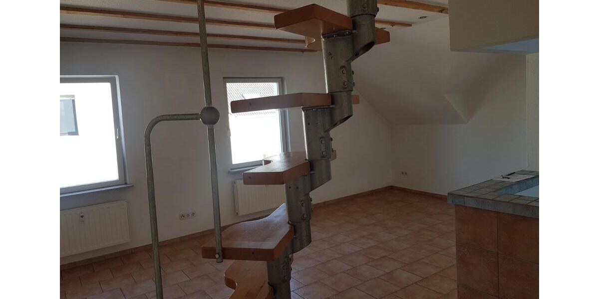 Dachgeschoßwohnung Mülheim an der Ruhr Dümpten - 1 Zimmer, 52 m&sup2;, 420&euro; | Angebot:25810602