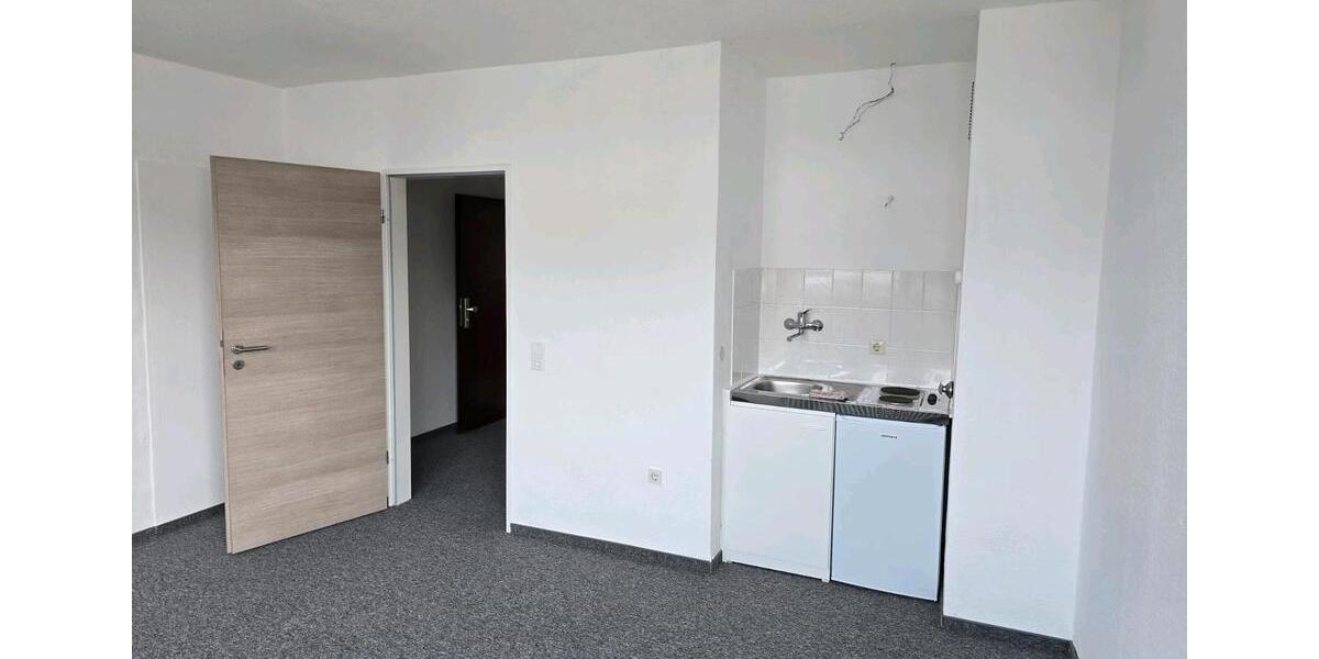 Hochparterre Solingen Central - 1 Zimmer, 25 m&sup2;, 395&euro; | Angebot:25855824