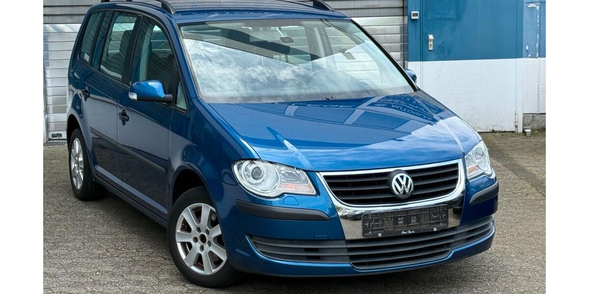 VW Touran 190.000 km 2.498 &euro; Ratingen 40880