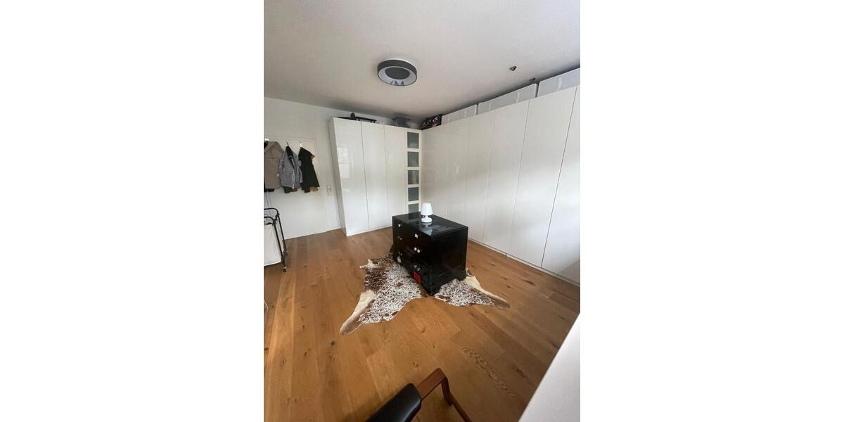 Etagenwohnung Essen Stadtbezirk II - 3.5 Zimmer, 85 m&sup2;, 355.000&euro; | Angebot:26967131