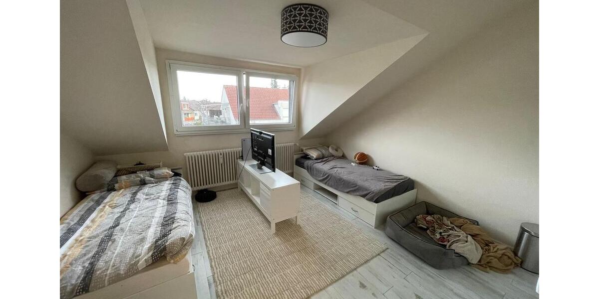 Dachgeschoßwohnung Langenfeld (Rheinland) - 1 Zimmer, 21 m&sup2;, 82.500&euro; | Angebot:27197355