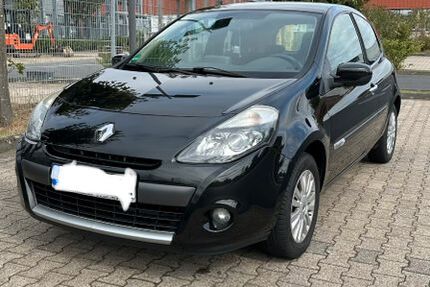 Renault Clio 144.933 km 2.899 &euro; Grevenbroich 41516