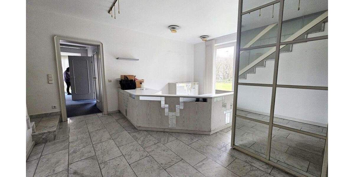 Gewerbeobjekt Solingen Ohligs-Aufderhöhe - 1 Zimmer, 358 m&sup2;, 3.400&euro; | Angebot:25802094