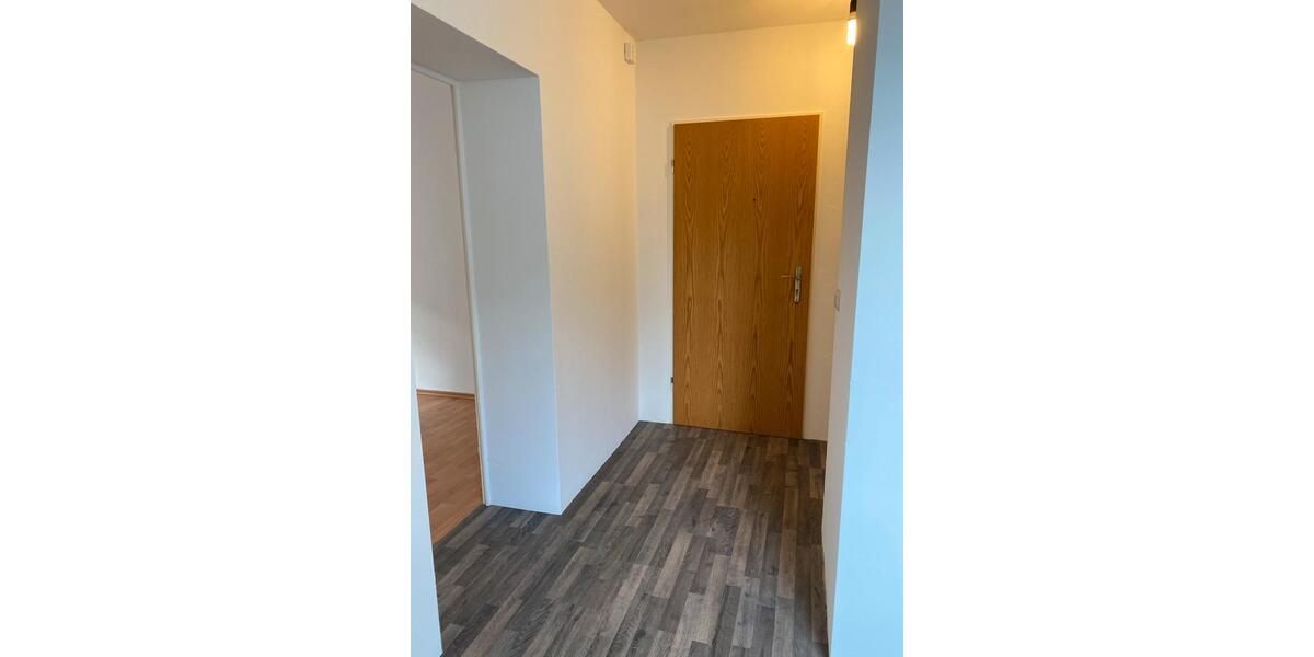 Erdgeschoßwohnung Velbert - 1 Zimmer, 35 m&sup2;, 350&euro; | Angebot:25833811